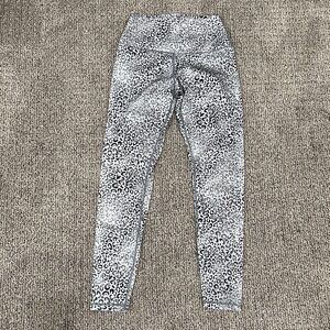 Glyder Women’s Small Black and White Leopard Leggings